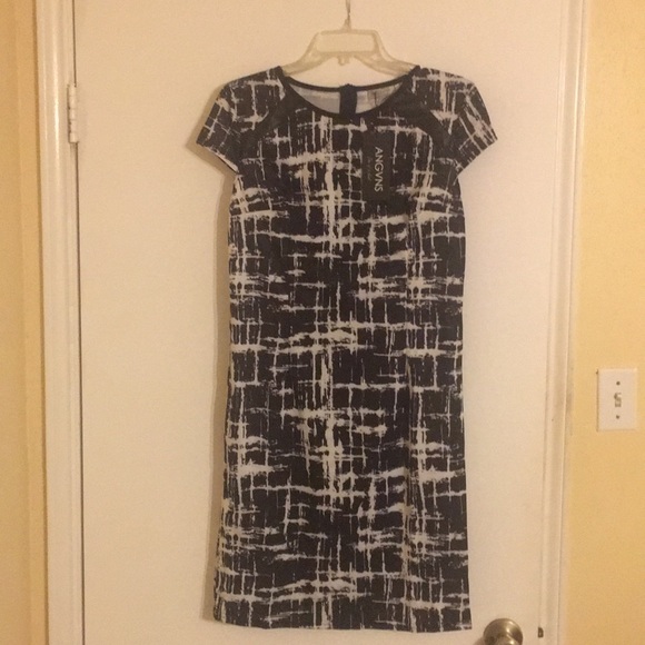Round Neck Short Sleeve Bodycon Pencil Midi Dress - Picture 1 of 2